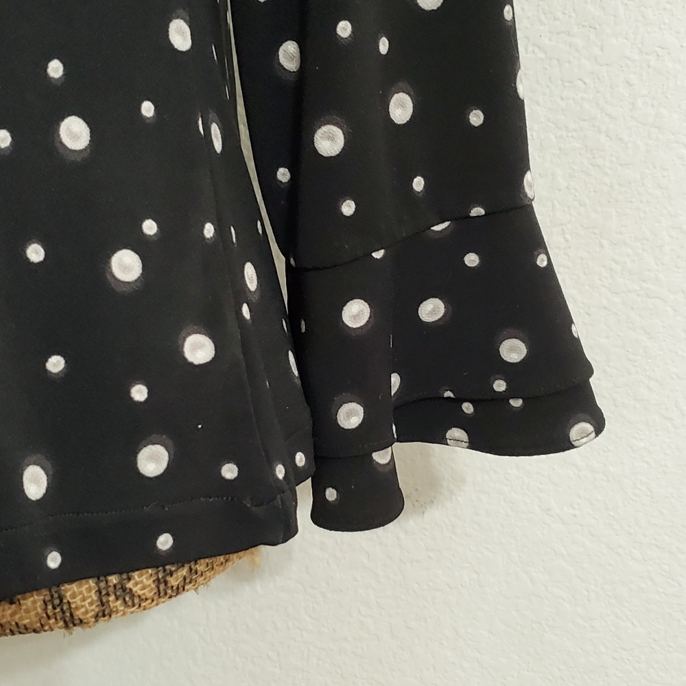 Charter Club black long sleeve gray and white circle print Med - Picture 3 of 6